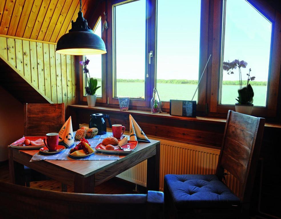 Apartamento Blick Auf Den Bodden Ribnitz-Damgarten Exterior foto